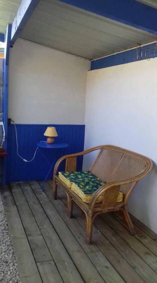 Le petit cottage entre village et mer Trélévern Extérieur photo